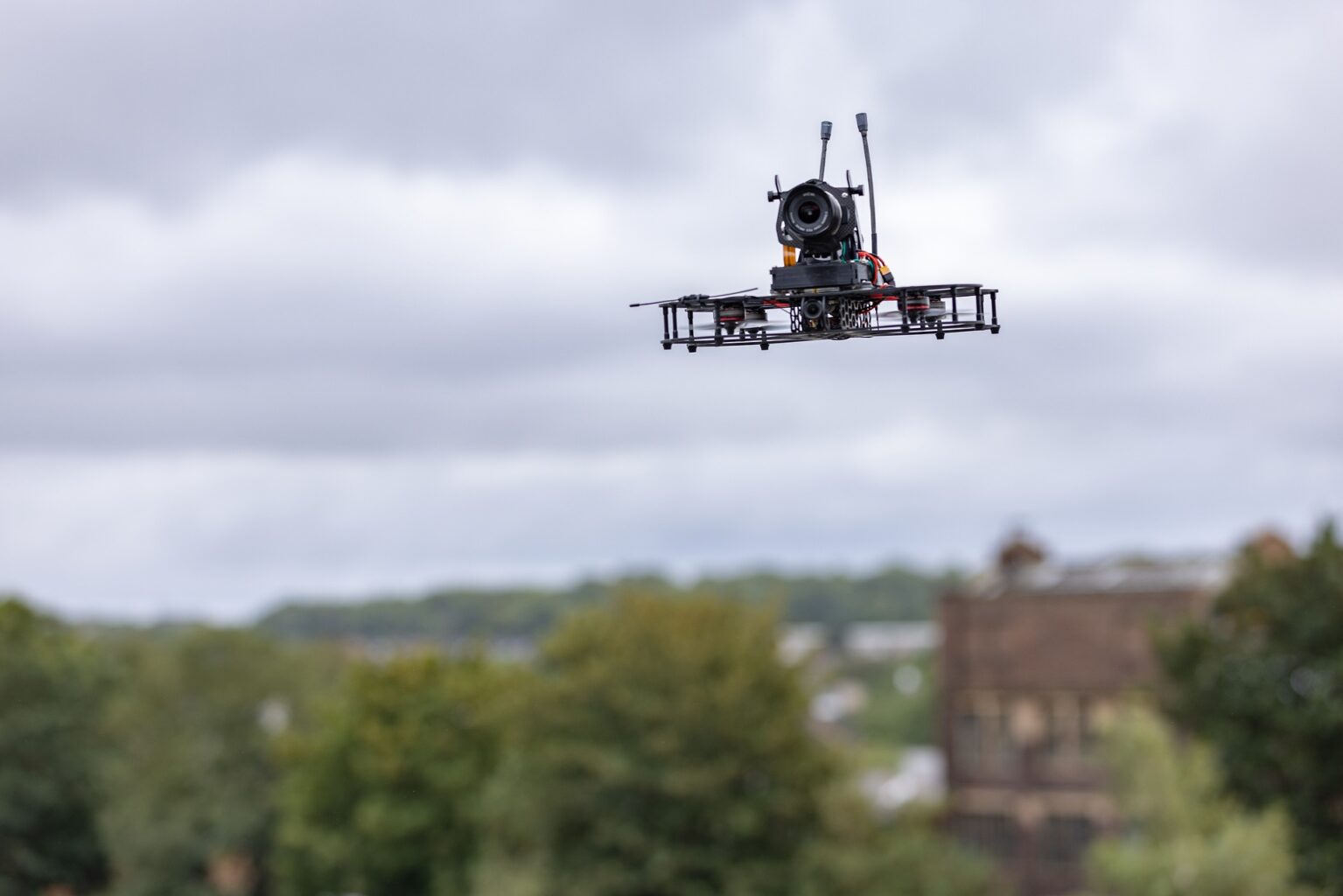 Home 5 drone 8499903 1920